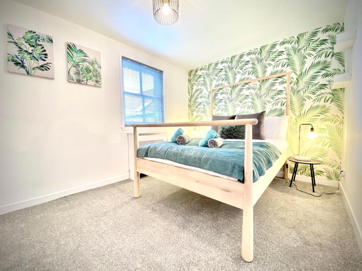 Stylish Central 2 Bedroom Apartment - Free Parking, Free Wifi Orkney Exteriör bild