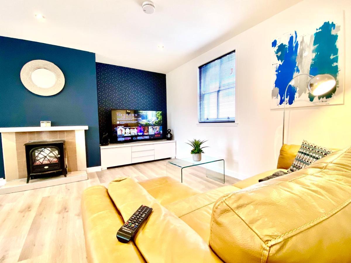 Stylish Central 2 Bedroom Apartment - Free Parking, Free Wifi Orkney Exteriör bild