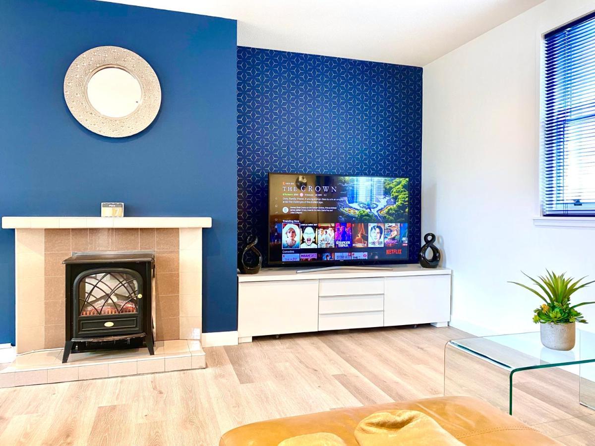 Stylish Central 2 Bedroom Apartment - Free Parking, Free Wifi Orkney Exteriör bild